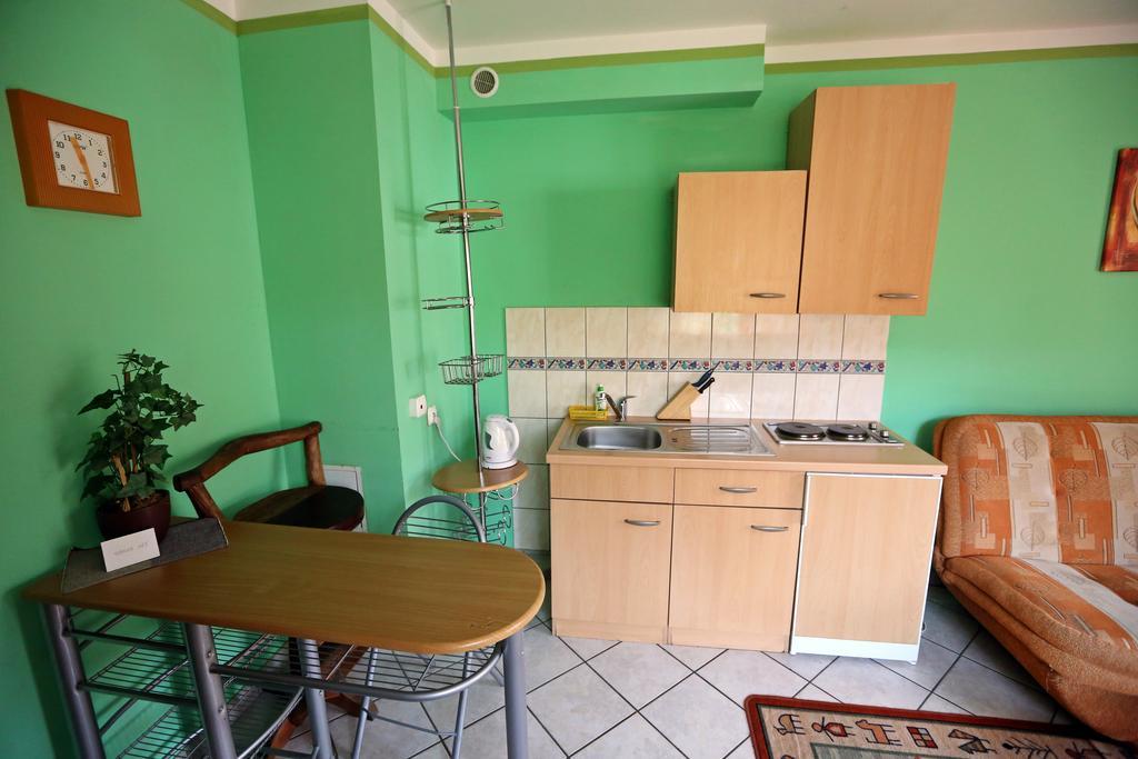 Waldi Pokoje Goscine Z Aneksem Karpacz Ruang foto